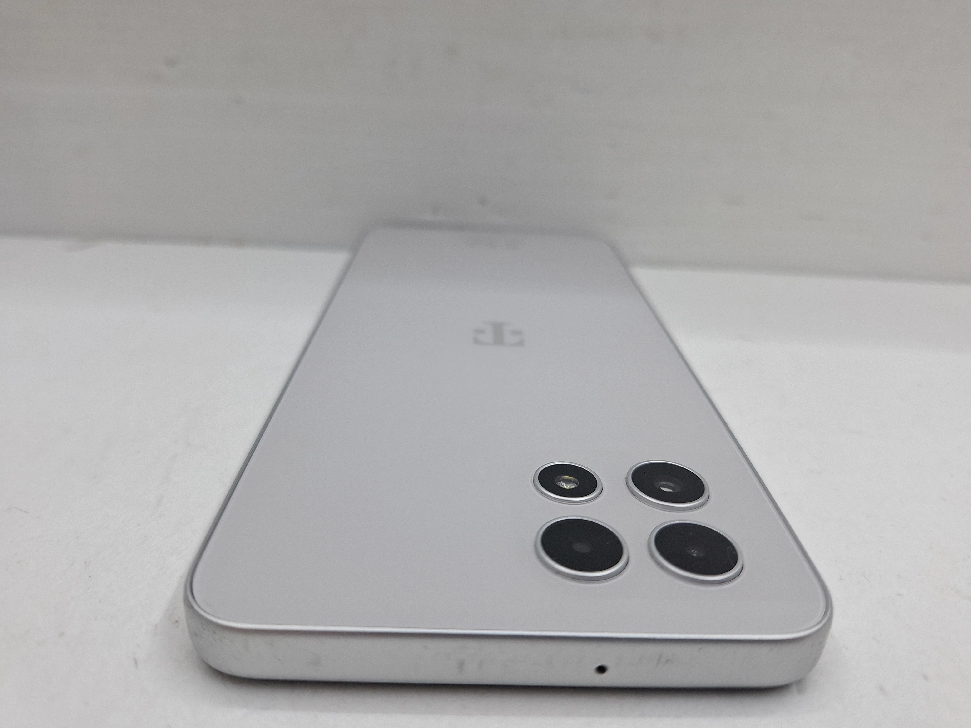 telefon-t-phone-2-typ-202685-212929