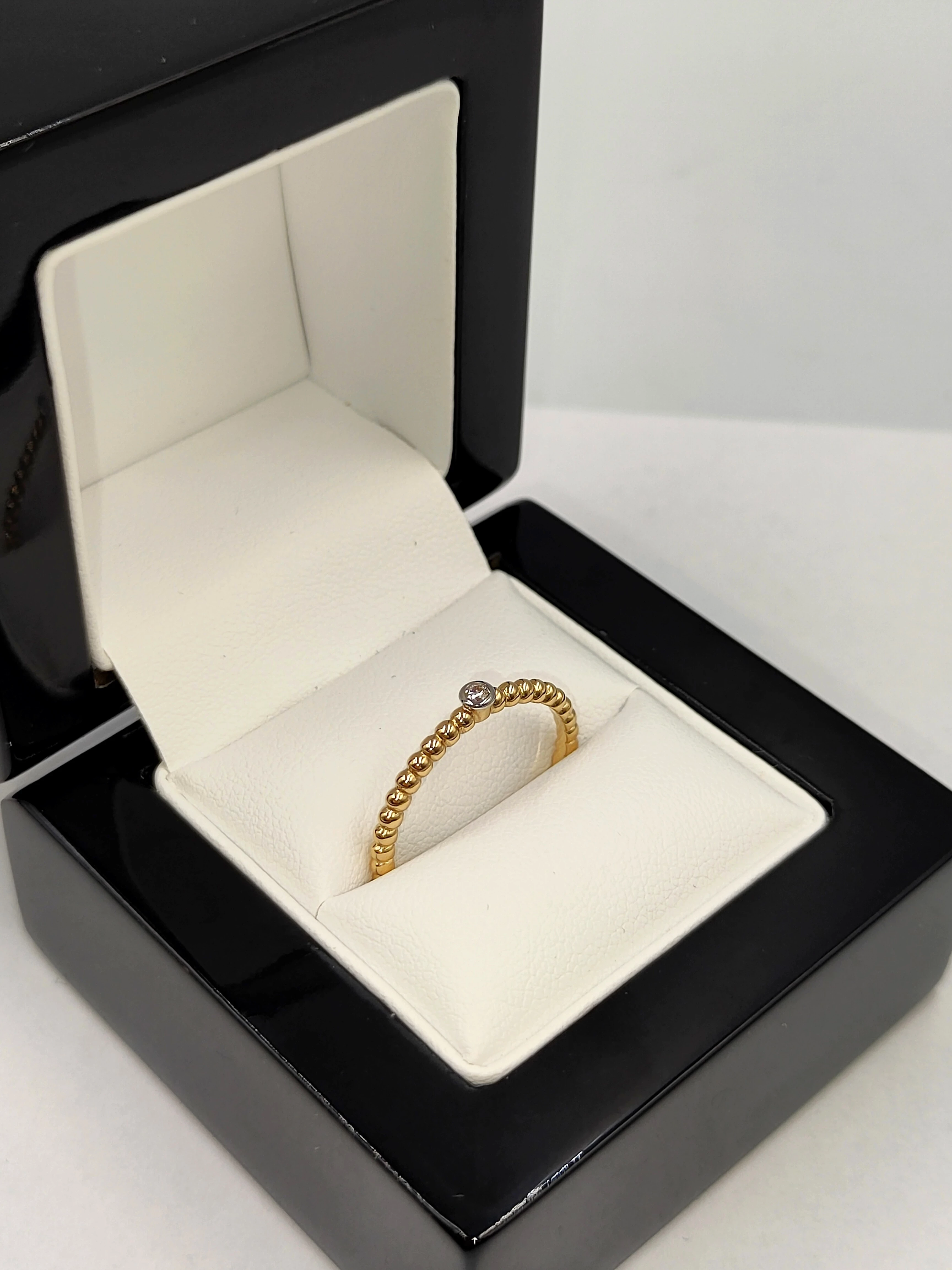 zloty-pierscionek-z-mala-cyrkonia-14k-585-r-20-20-g-wlotowa-5b-krakow