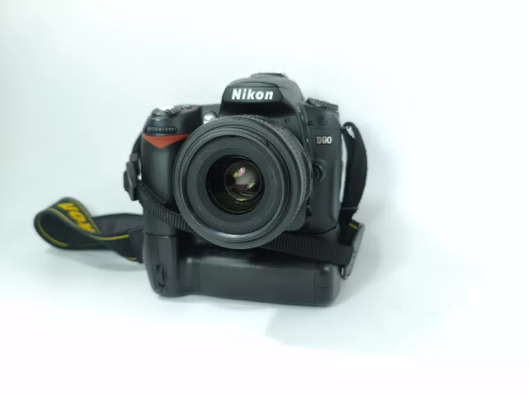 nikon-d90-nikon-dx-af-s-nikkor-35mm-11-8g-dostawka-nikon-mb-d80-kod-producenta-d90