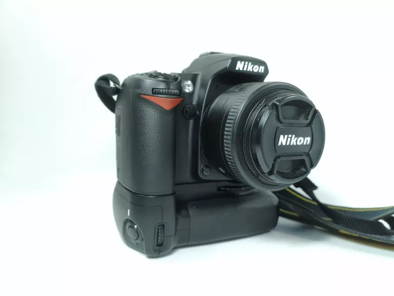 nikon-d90-nikon-dx-af-s-nikkor-35mm-11-8g-dostawka-nikon-mb-d80-ean-gtin-018208915705
