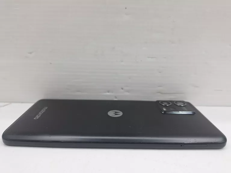 telefon-motorola-motog72-komplet-kod-producenta-pavg0003ro