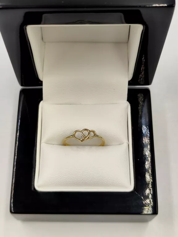 zloty-pierscionek-z-serduszkami-i-cyrkonia-8k-333-r11-071-g-material-15835-2