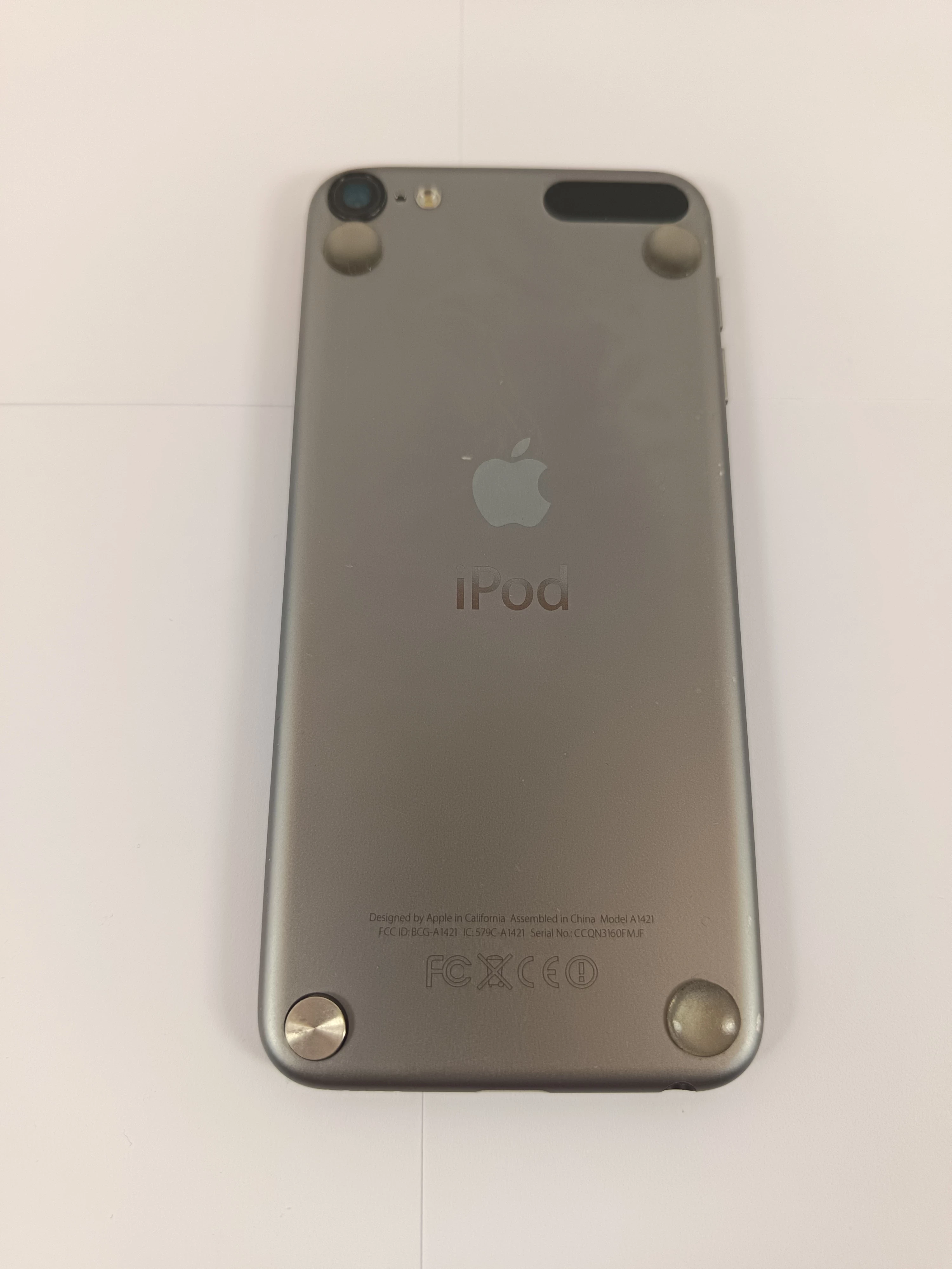 apple-ipod-touch-model-a1421-5-gen-32gb-ean-gtin-0885909609697