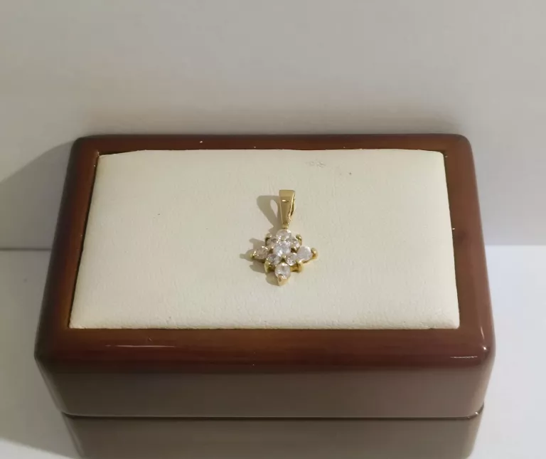 zlota-zawieszka-585112-wojska-polskiego-112-swiecie