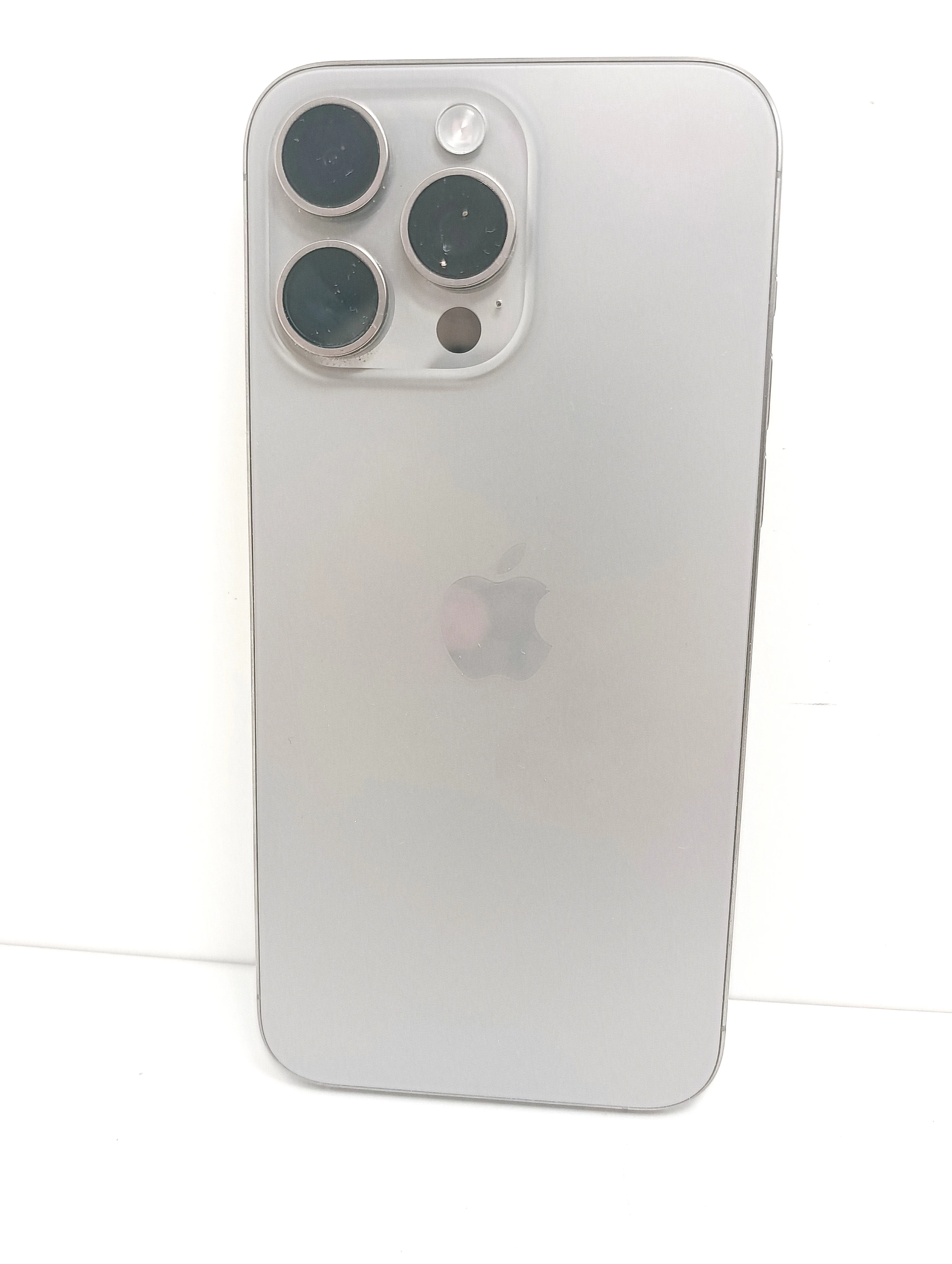 telefon-iphone-15-pro-max-256gb-85-bateria-przekatna-ekranu-670