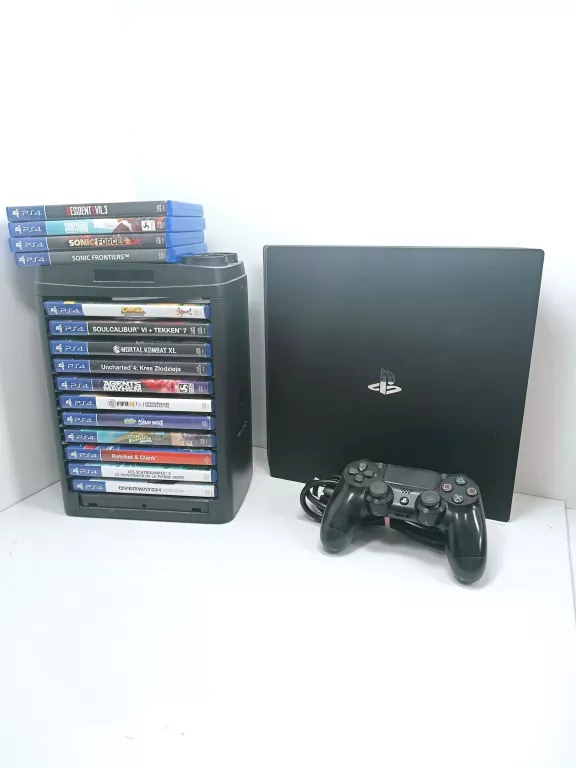 konsola-ps4-pro-zestaw-gier-ean-gtin-711719936961