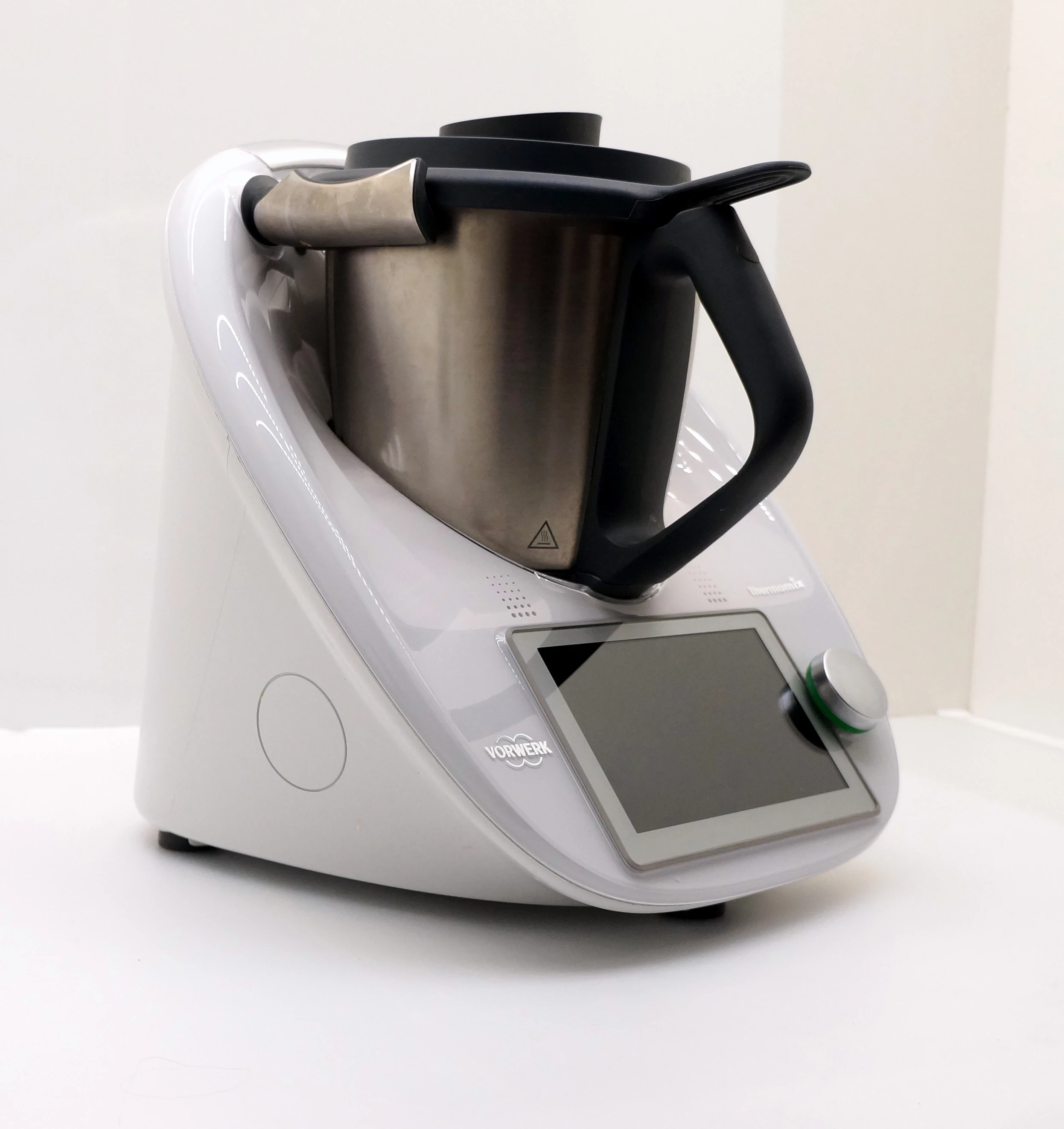 robot-kuchenny-thermomix-tm6-1500-w-bialy-kolor-dominujacy-129357-2