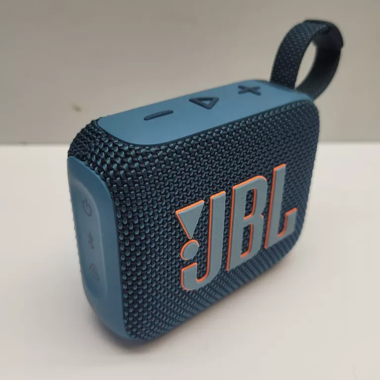 glosnik-jbl-4-stan-11323-2