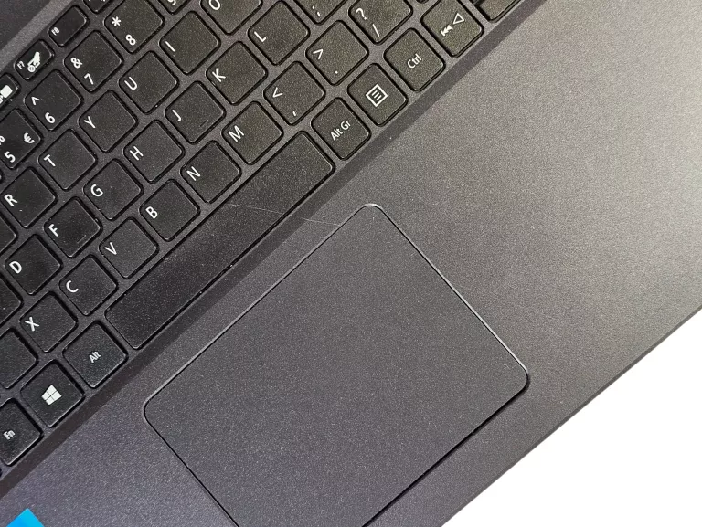 laptop-acer-extensa-15-i38gb256gb-ssd-przekatna-ekranu-1560