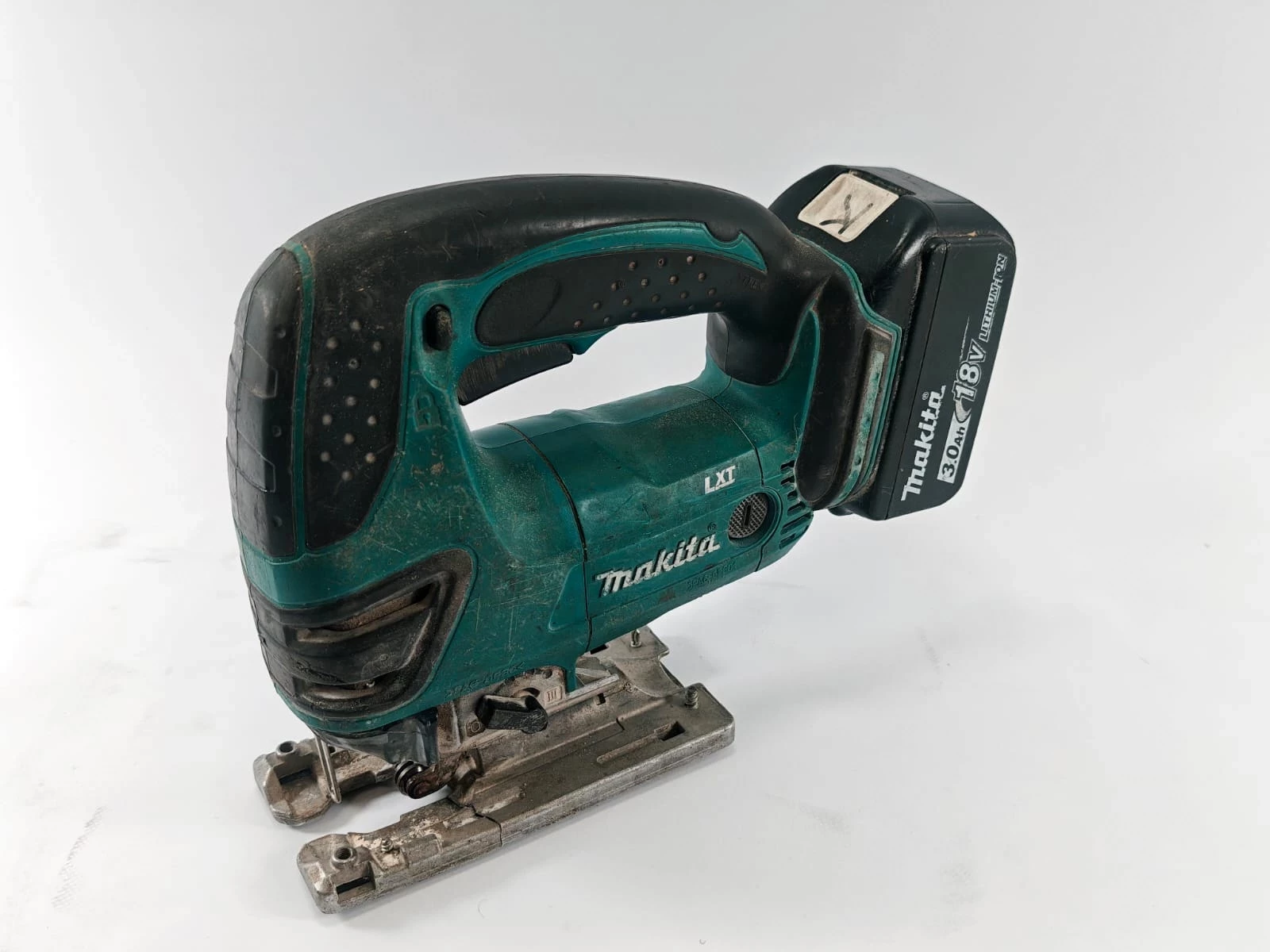 wyrzynarka-akumulatorowa-makita-bjv180-akumulator-3ah-ladowarka-stan-11323-2