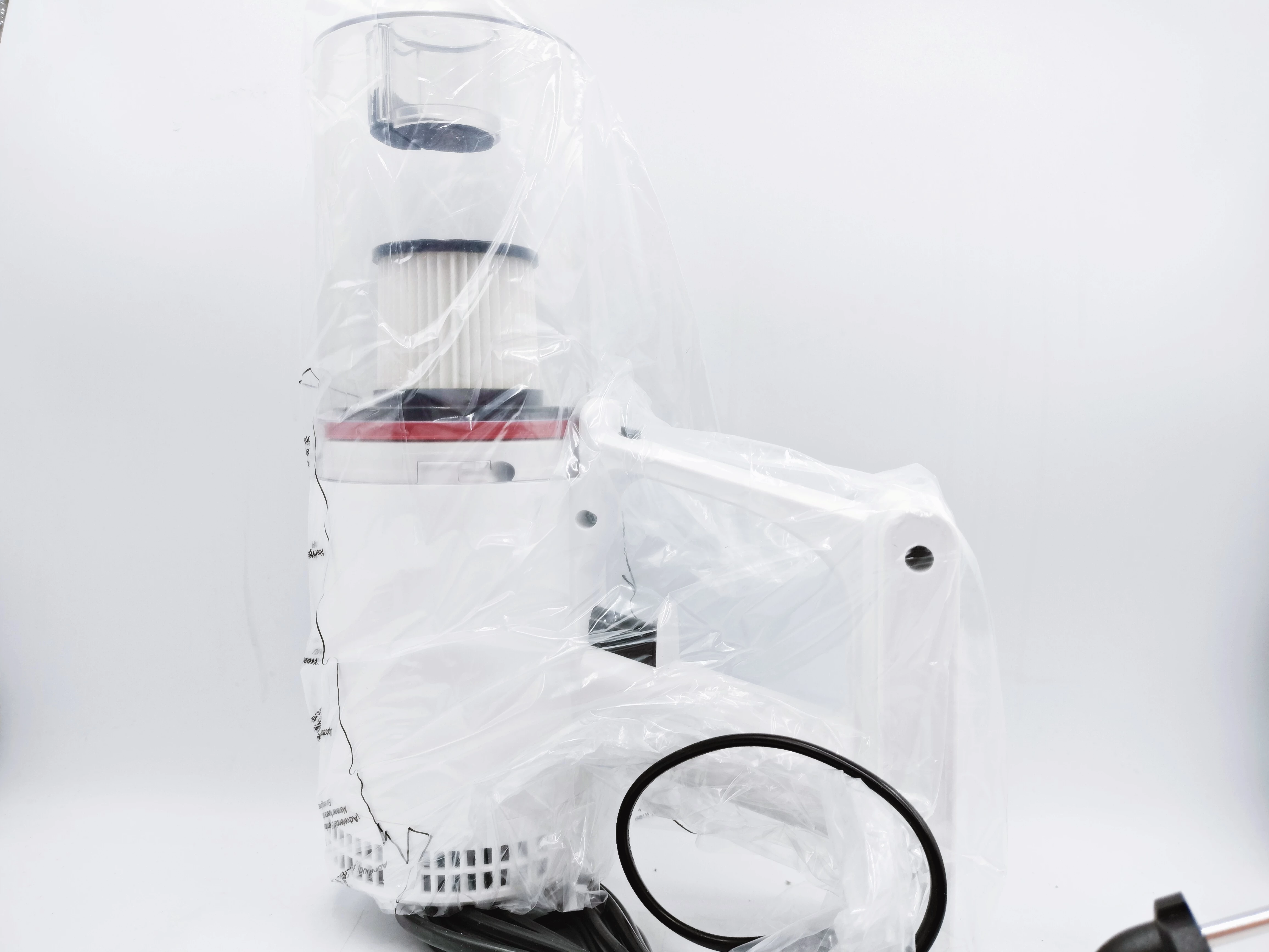 odkurzacz-pionowy-elta-s1073-bialy-600w-kod-producenta-s1073