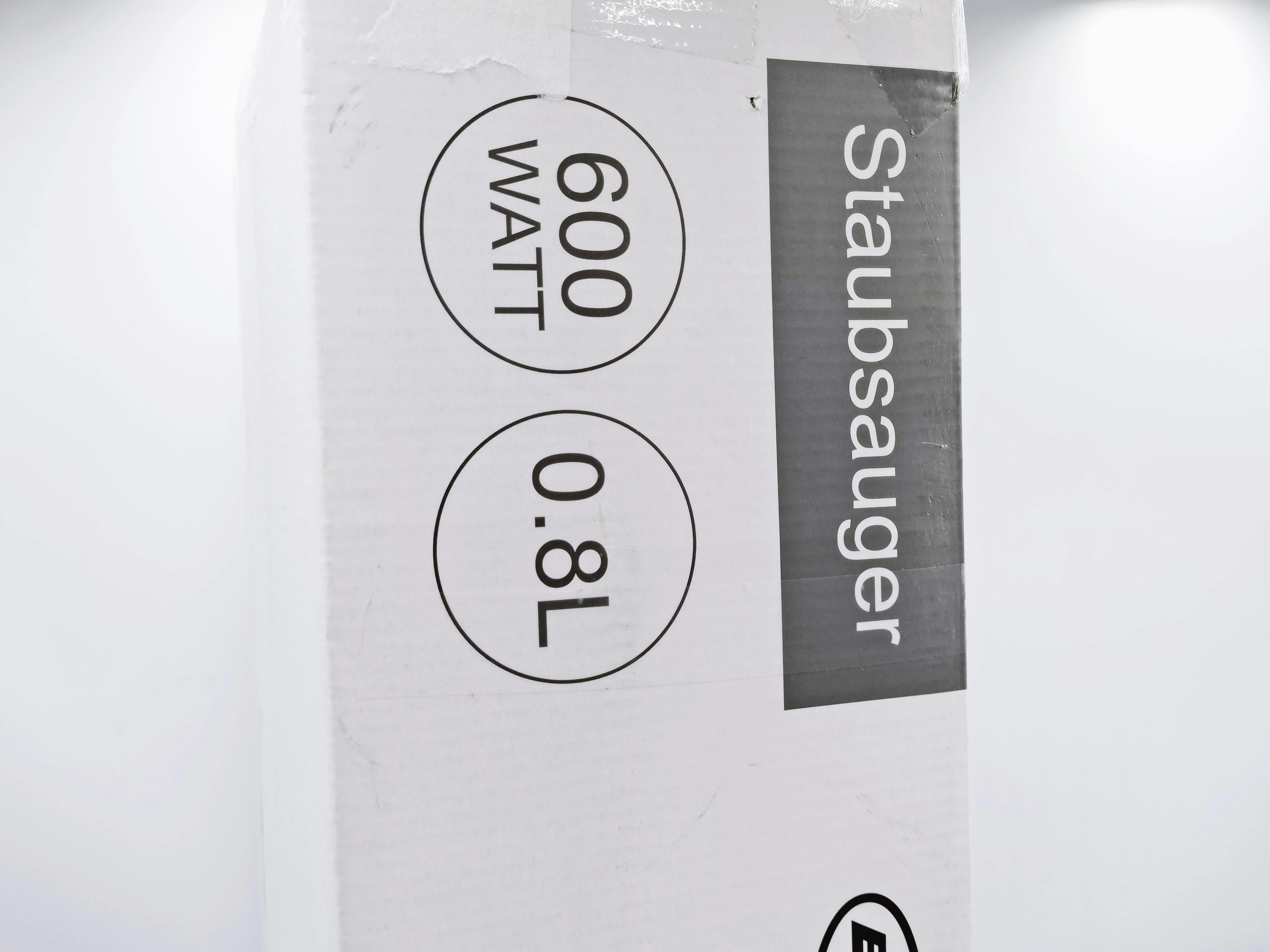 odkurzacz-pionowy-elta-s1073-bialy-600w-marka-248811-1922186