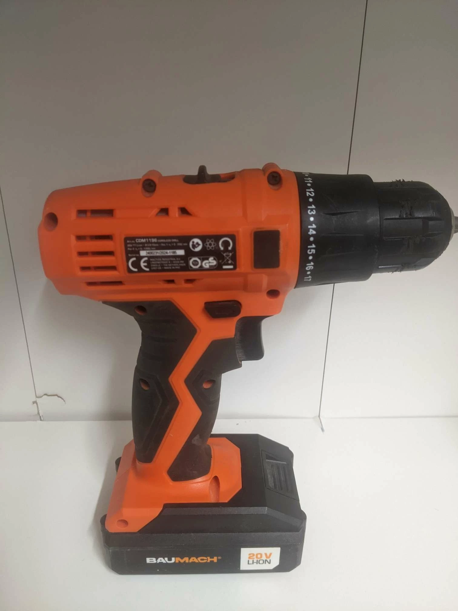 wkretarka-cdm-1196-cordless-drill-walizka-stan-11323-2