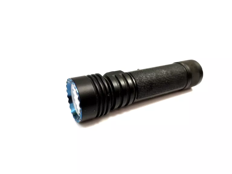 latarka-olight-seeker-3-pro-ean-gtin-5906521026411