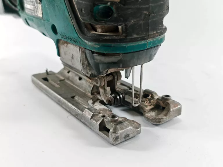 wyrzynarka-akumulatorowa-makita-bjv180-akumulator-3ah-ladowarka-zasilanie-209202-1769478