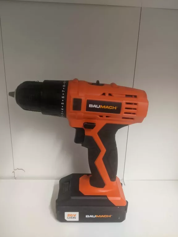 wkretarka-cdm-1196-cordless-drill-walizka-stagiewna-91-gdansk-harbor
