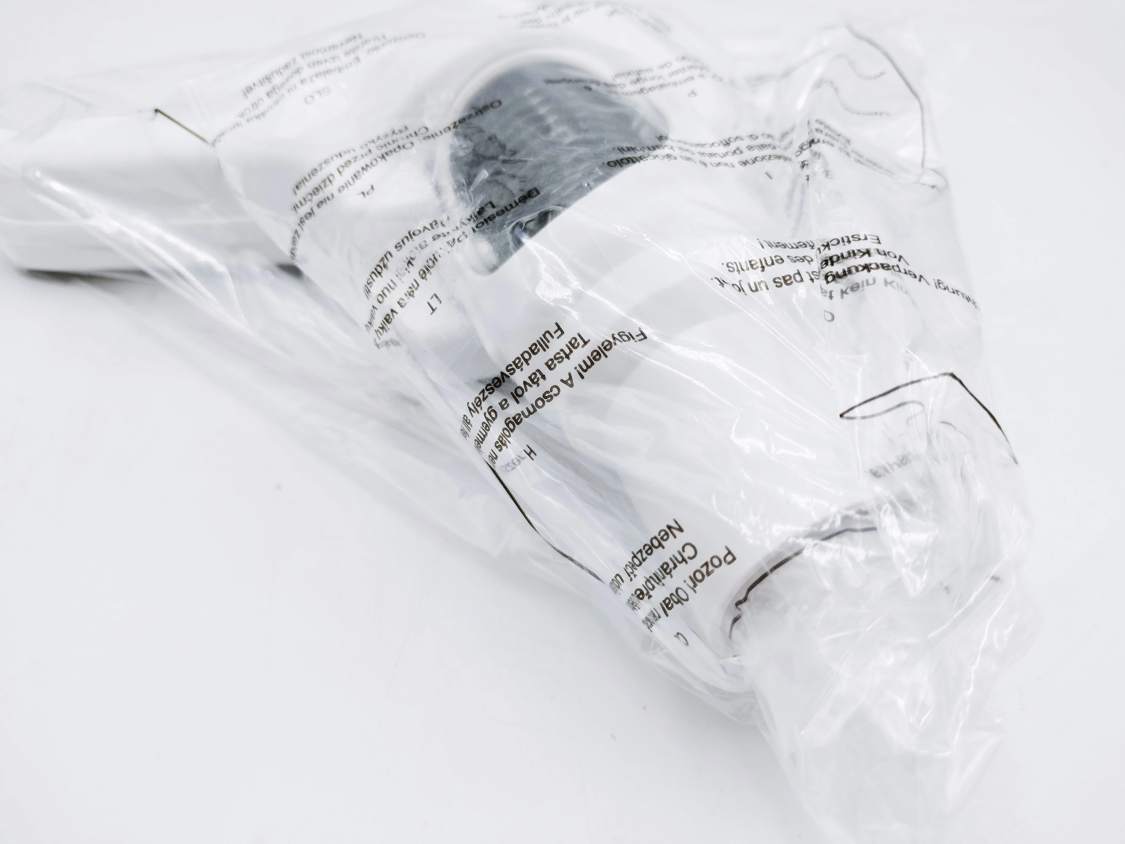 odkurzacz-pionowy-elta-s1073-bialy-600w-czas-ladowania-160