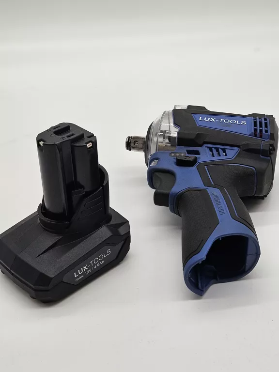 klucz-udarowy-lux-tools-a-ssr-12-pojemnosc-akumulatora-400