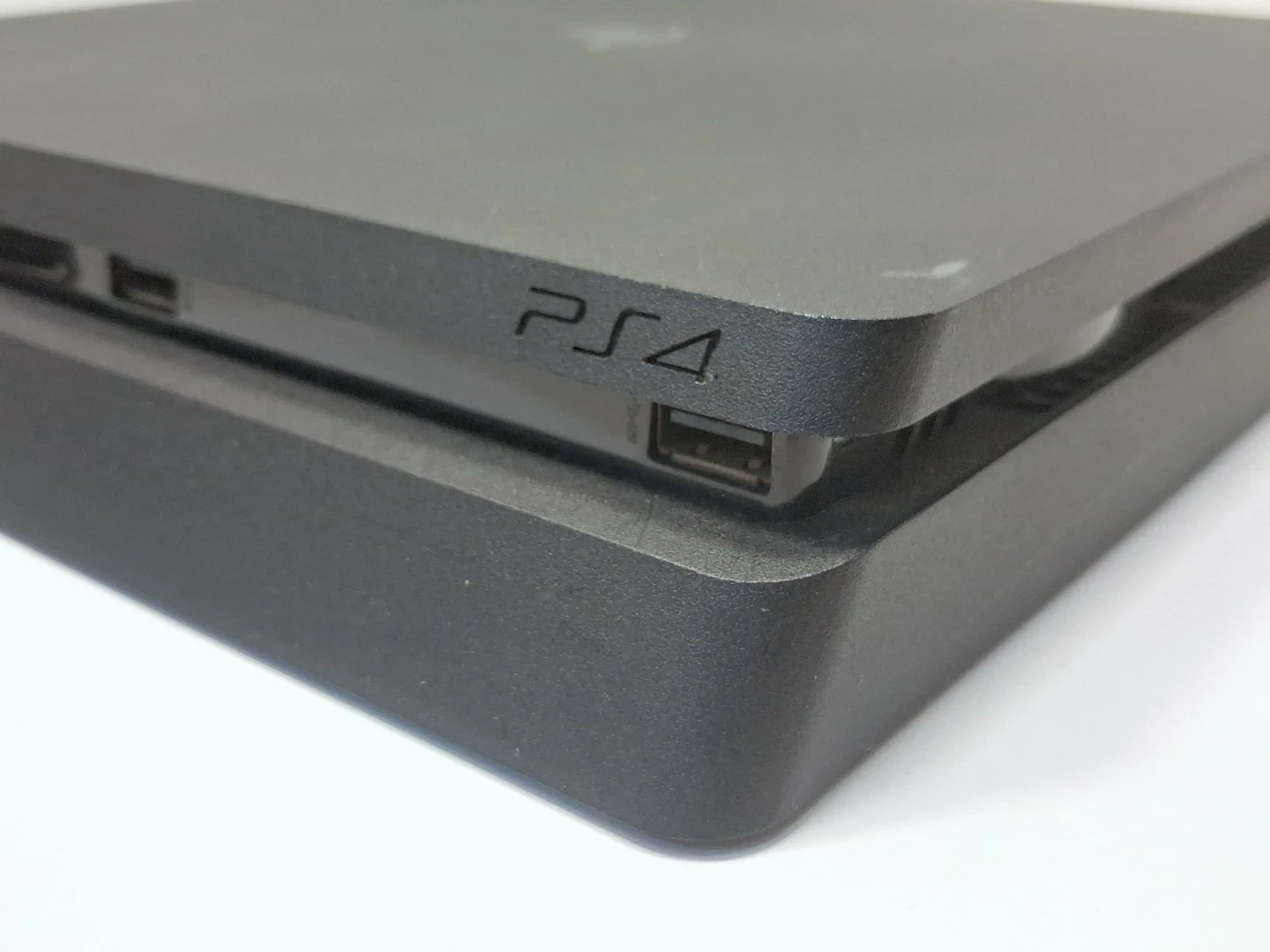 konsola-ps4-slim-1t-cuh-2016b-pad-angielskie-wejscie-przejsciowka-dysk-wbudowana-pamiec-5179-352249