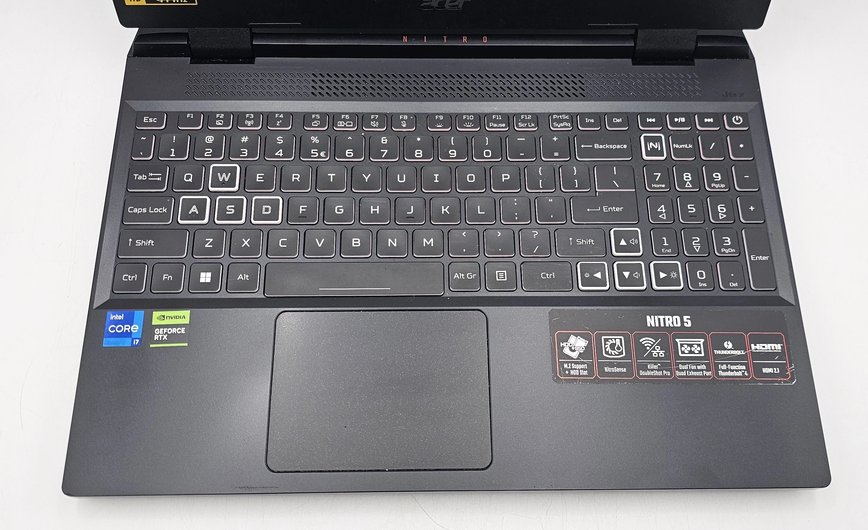 laptop-acer-nitro-5-n22c1-i7-12650h-16gb-1tb-rtx4060-win11h-przekatna-ekranu-1560