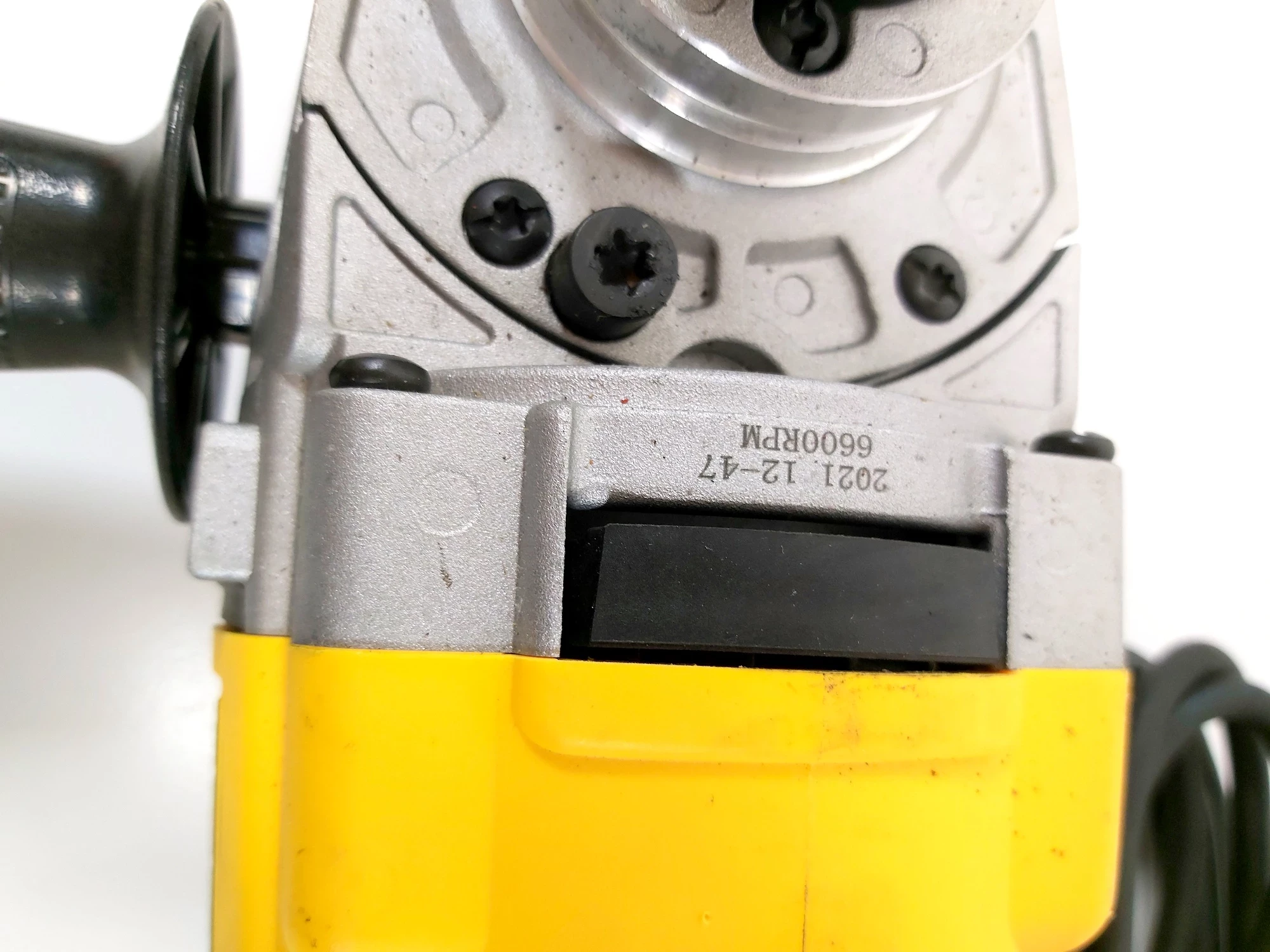 szlifierka-katowa-dewalt-dwe492s-qs-rodzaj-zasilania-128529-2