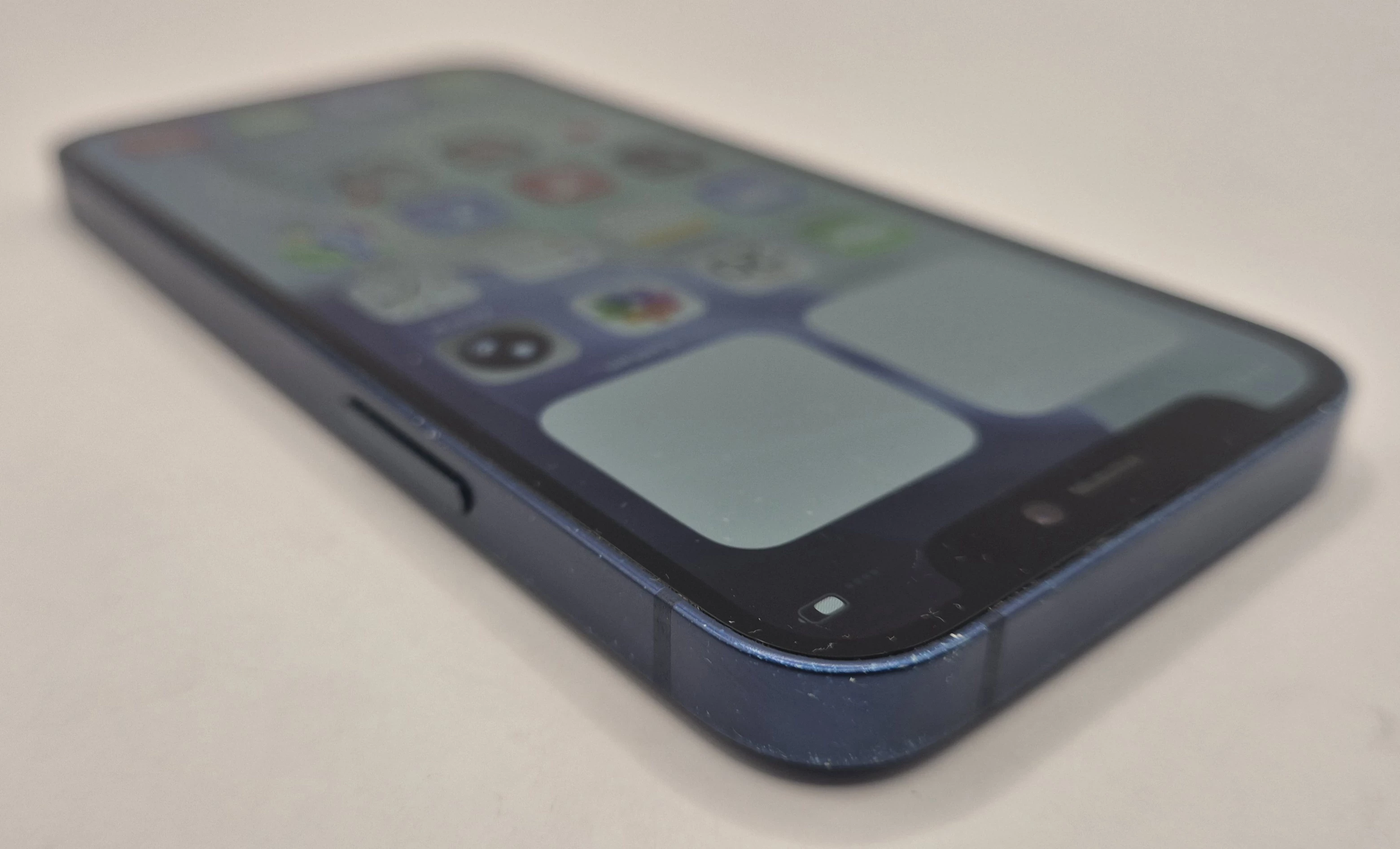 apple-iphone-12-mini-464-gb-77-ean-gtin-0194252013946