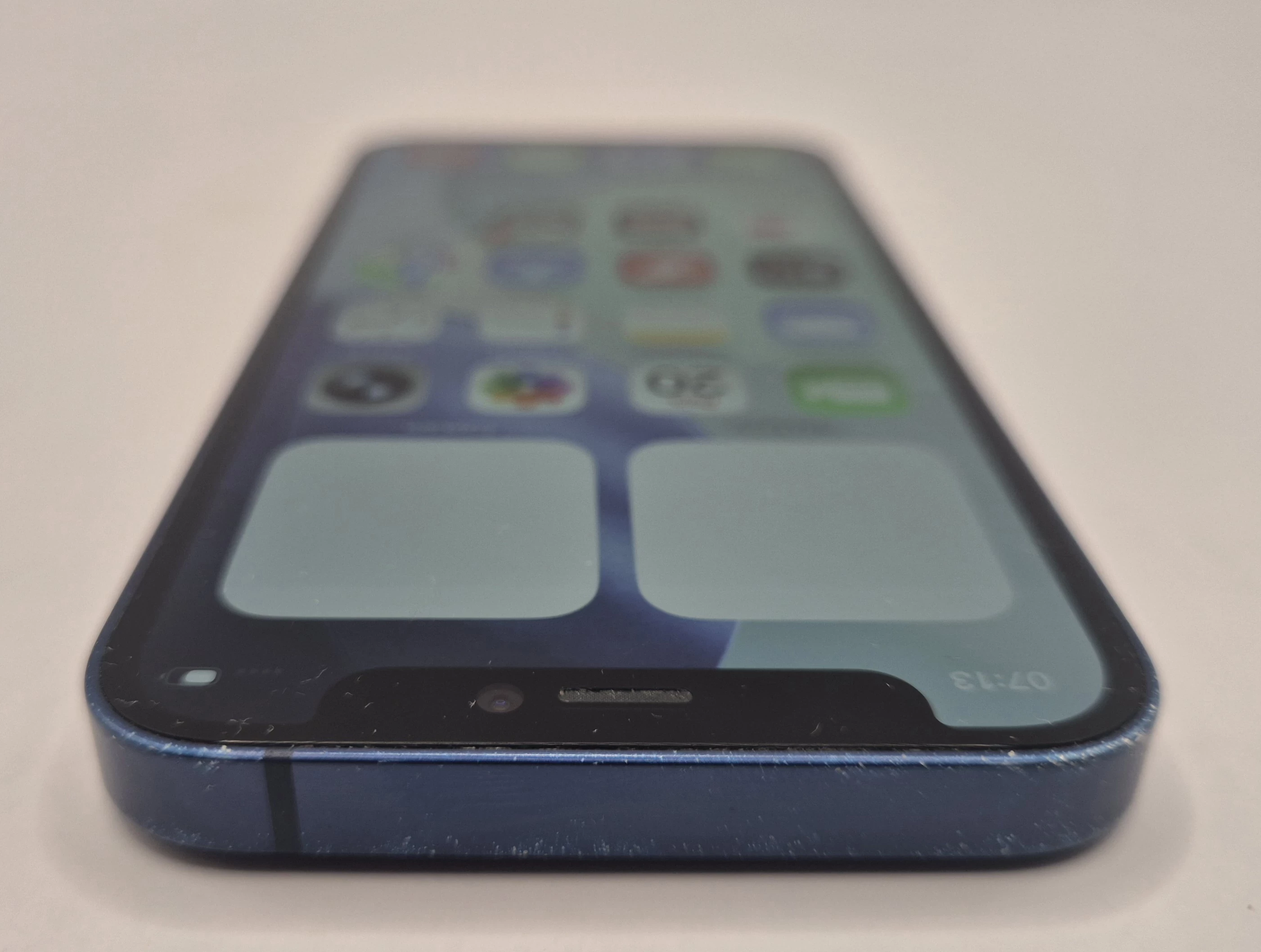 apple-iphone-12-mini-464-gb-77-stan-11323-2