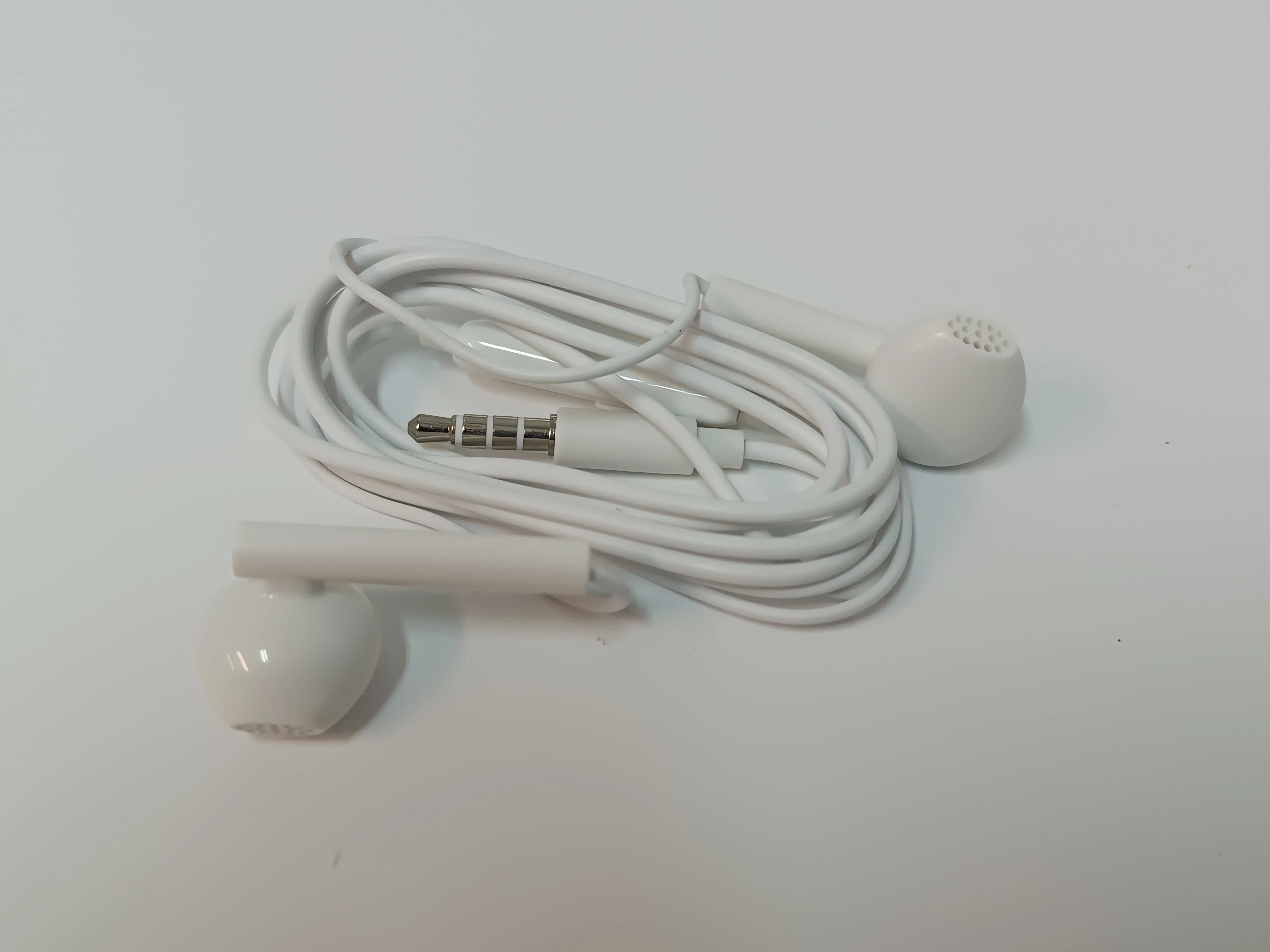 sluchawki-przewodowe-douszne-jagiellonska-14-sanok-tsc2-spj