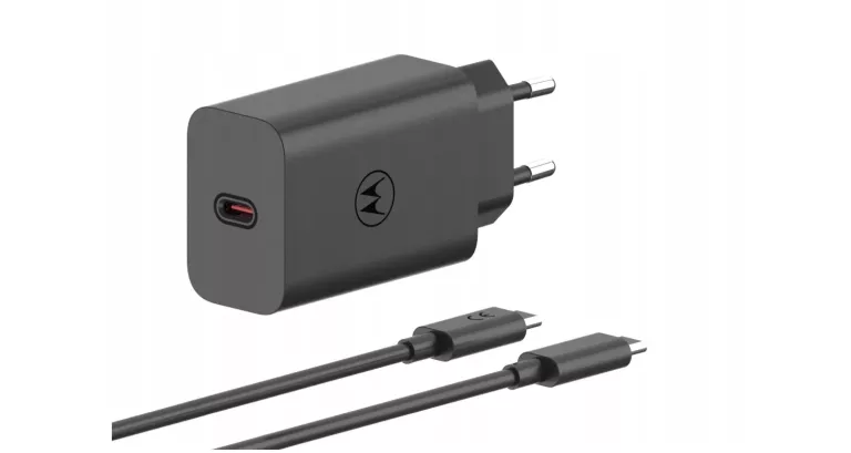 ladowarka-sieciowa-motorola-usb-typ-c-do-motorola-6200-ma-20-v-czarny-kod-producenta-pg38c06281
