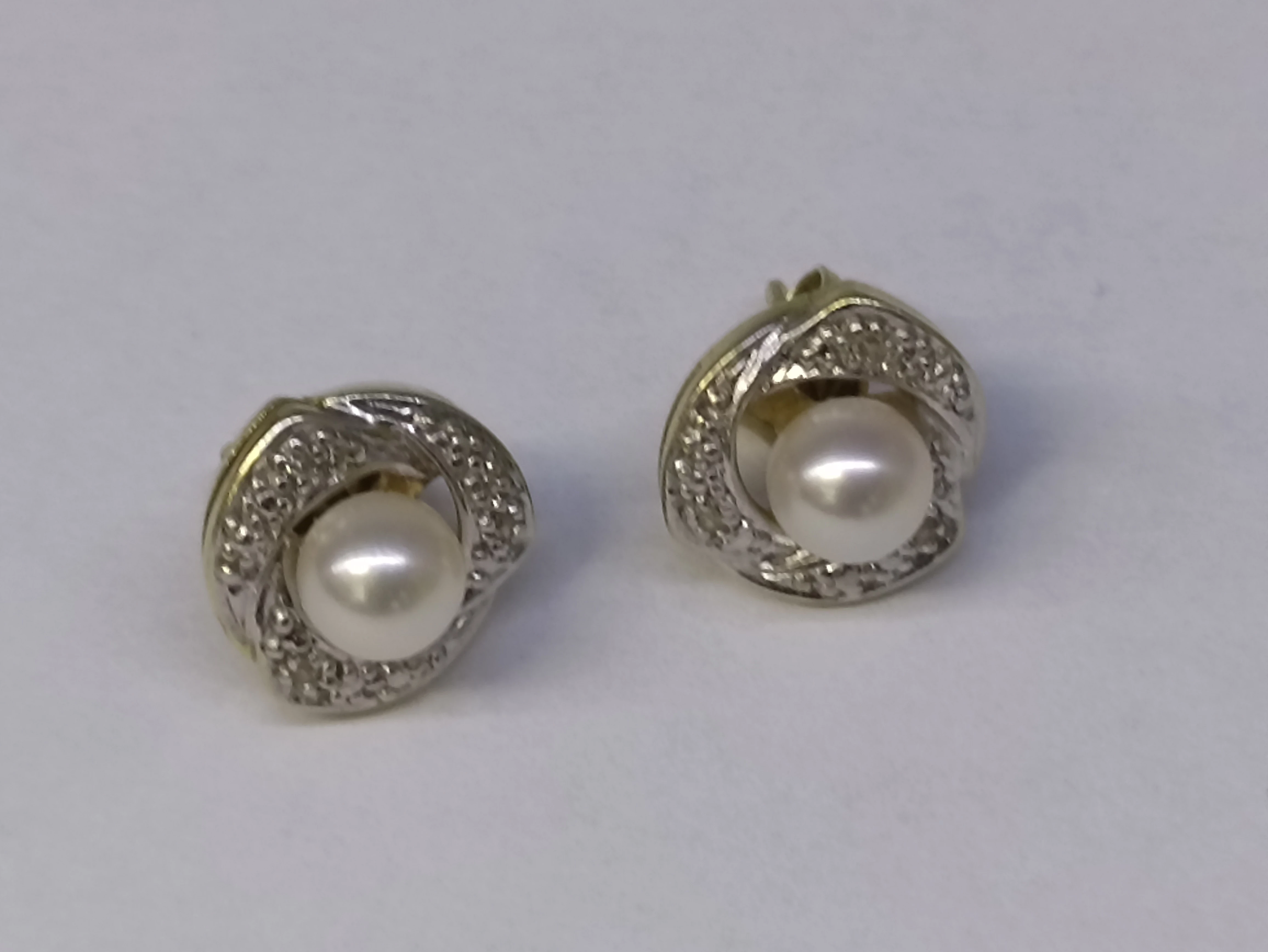 sliczne-zlote-kolczyki-585-313g-ean-gtin-5905868202380