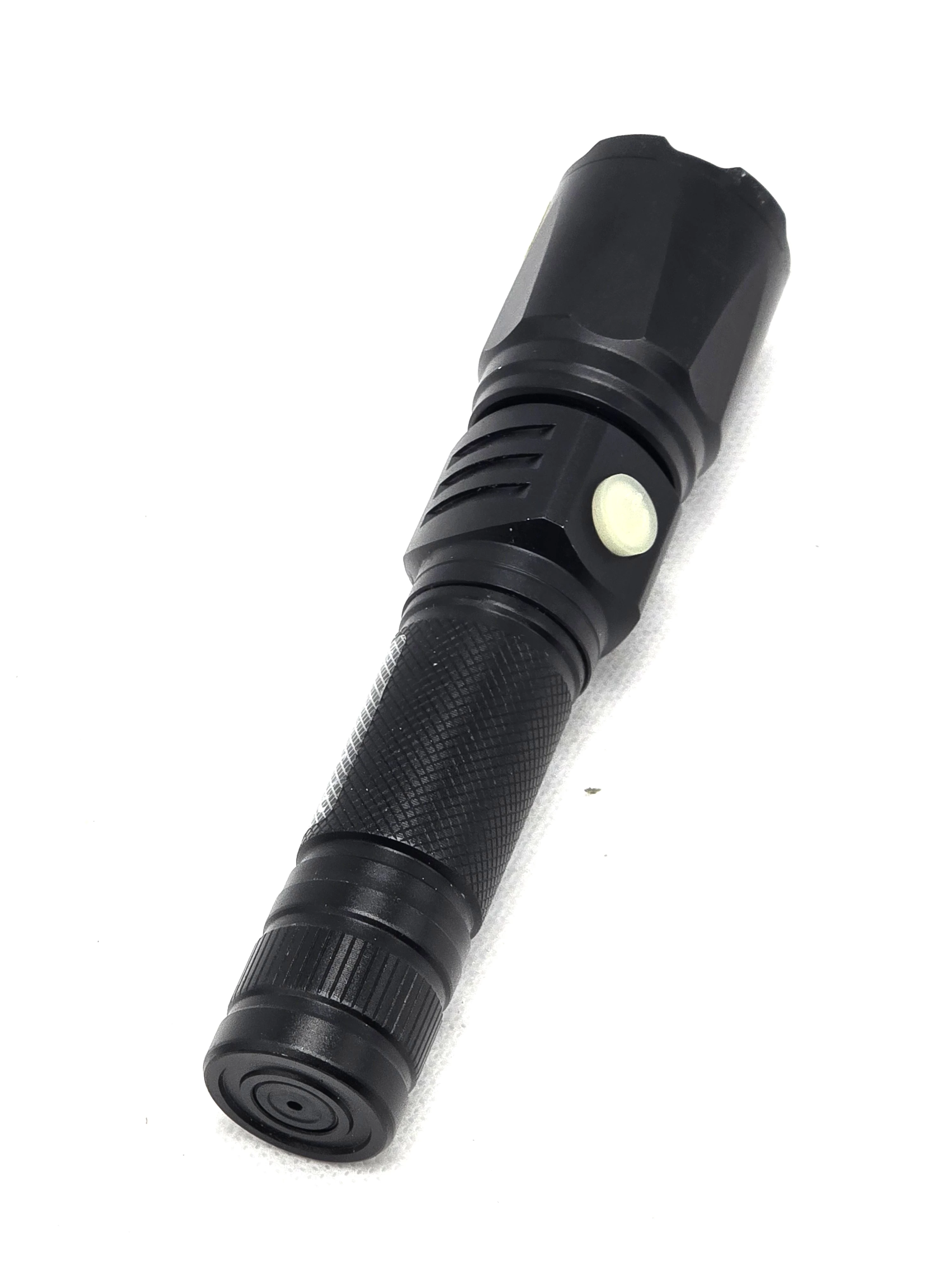 latarka-taktyczna-led-action-12w-stan-11323-2