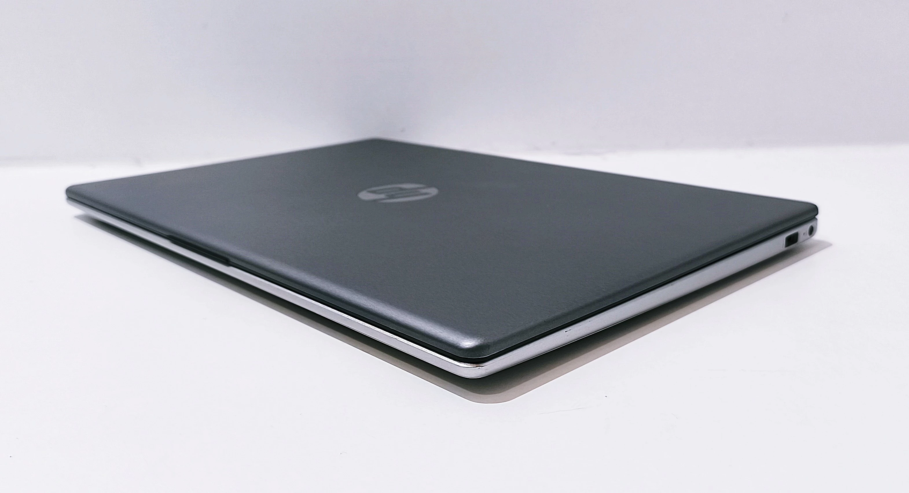 laptop-hp-250-g10-pojemnosc-dysku-512