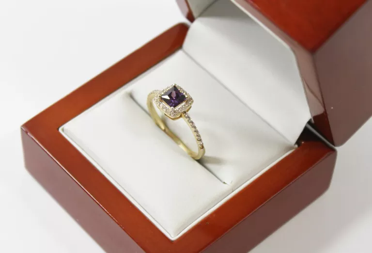 zloty-pierscionek-fioletowy-585-g211-r18-stan-11323-2