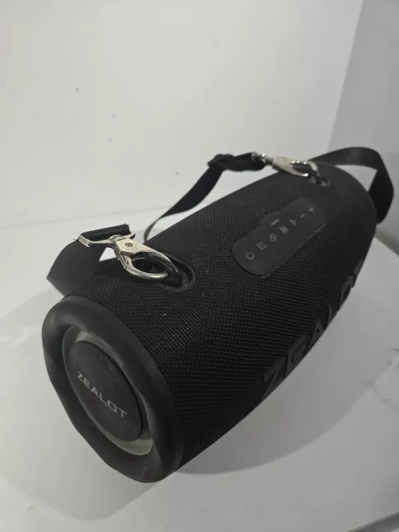 glosnik-na-pasku-czarny-zealot-s87-moc-8000