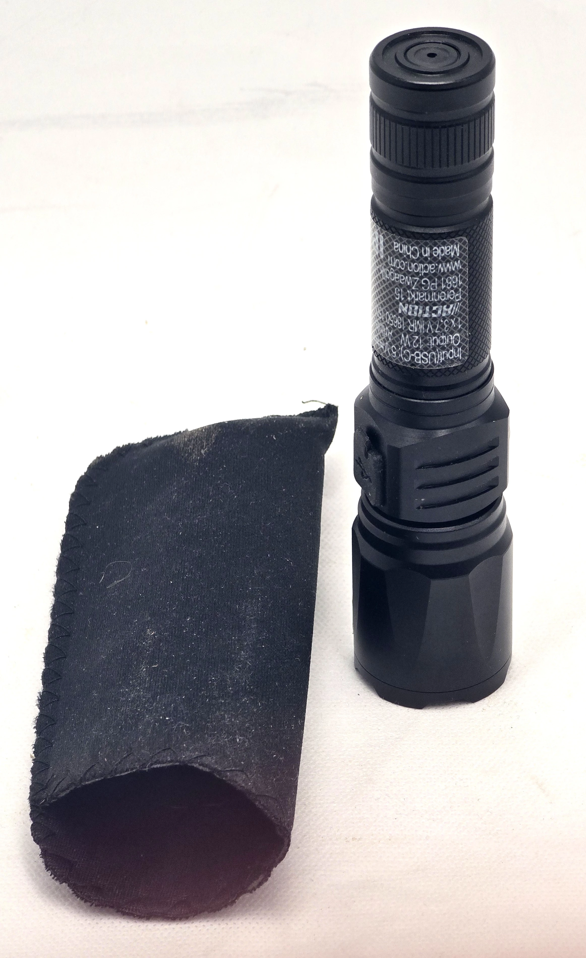 latarka-taktyczna-led-action-12w-boleslawa-chrobrego-8-pszczyna-milz-2