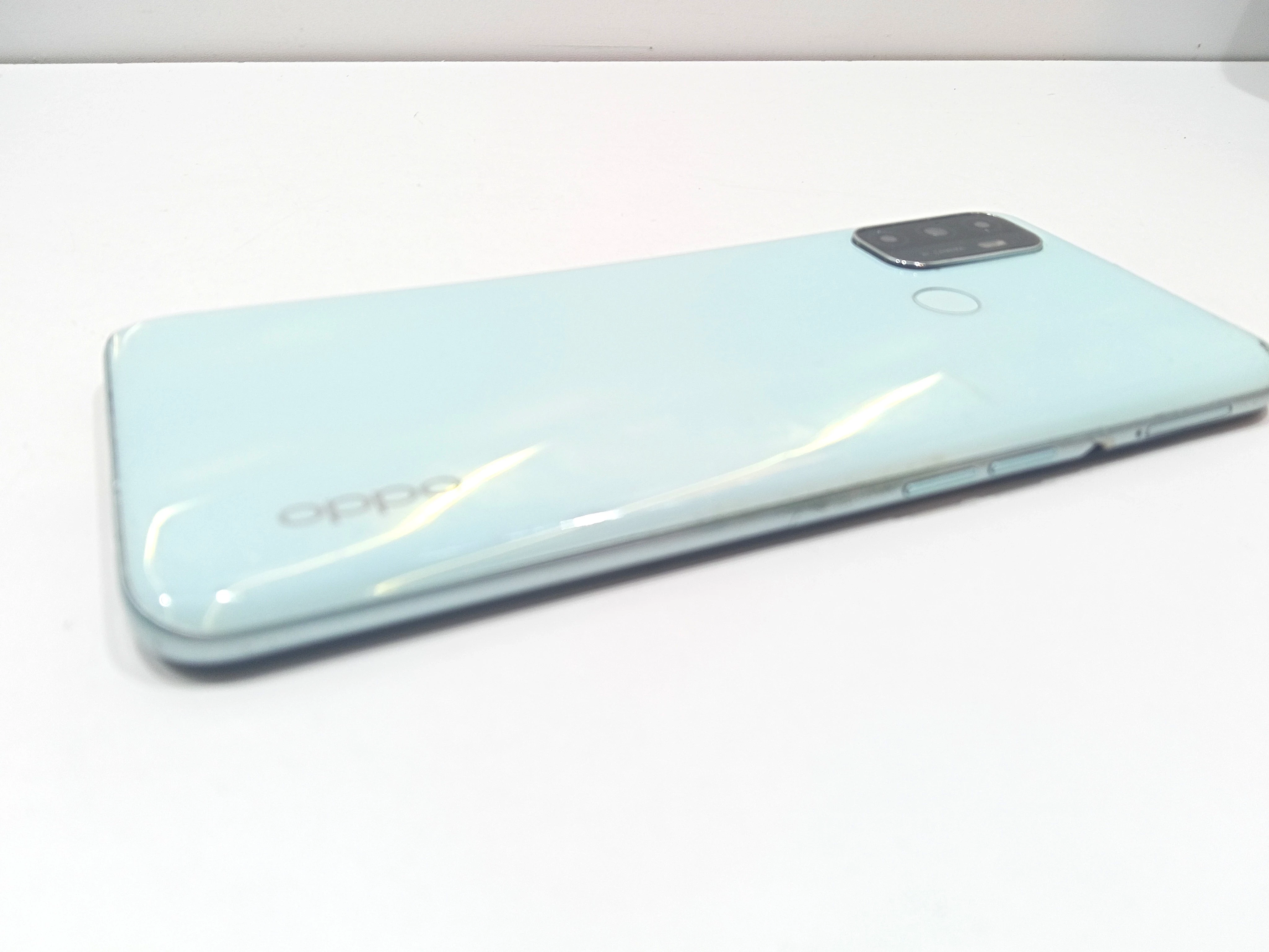 telefon-oppo-a53-opis-wbudowana-pamiec-202869-214189