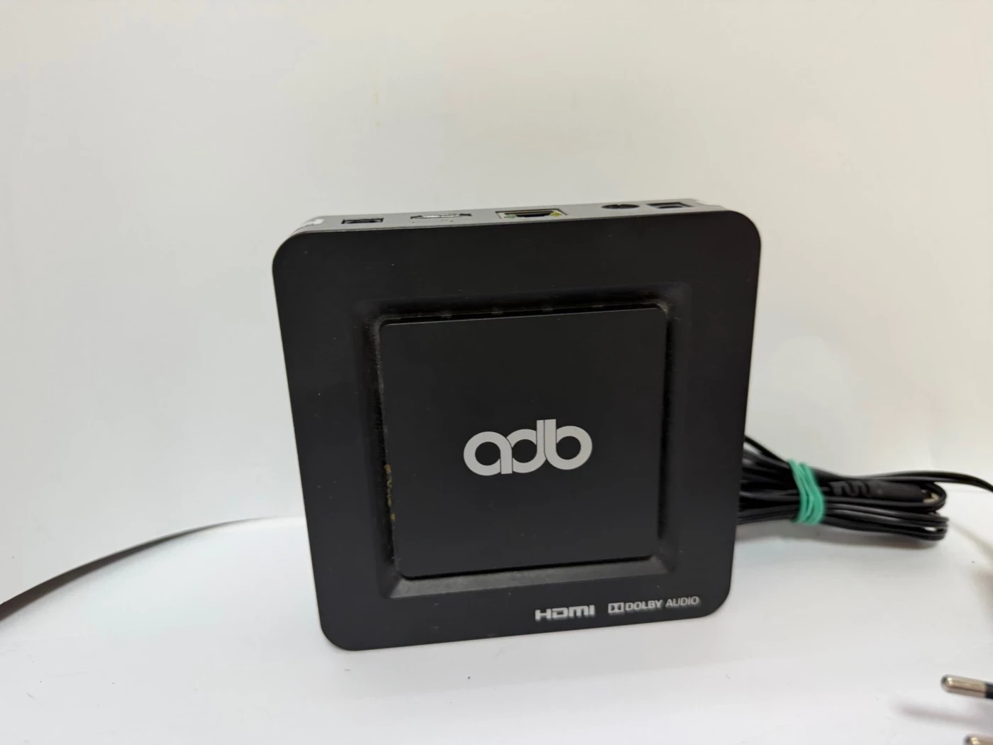 odtwarzacz-multimedialny-adb-2670wf-typ-tunera-242801-470897