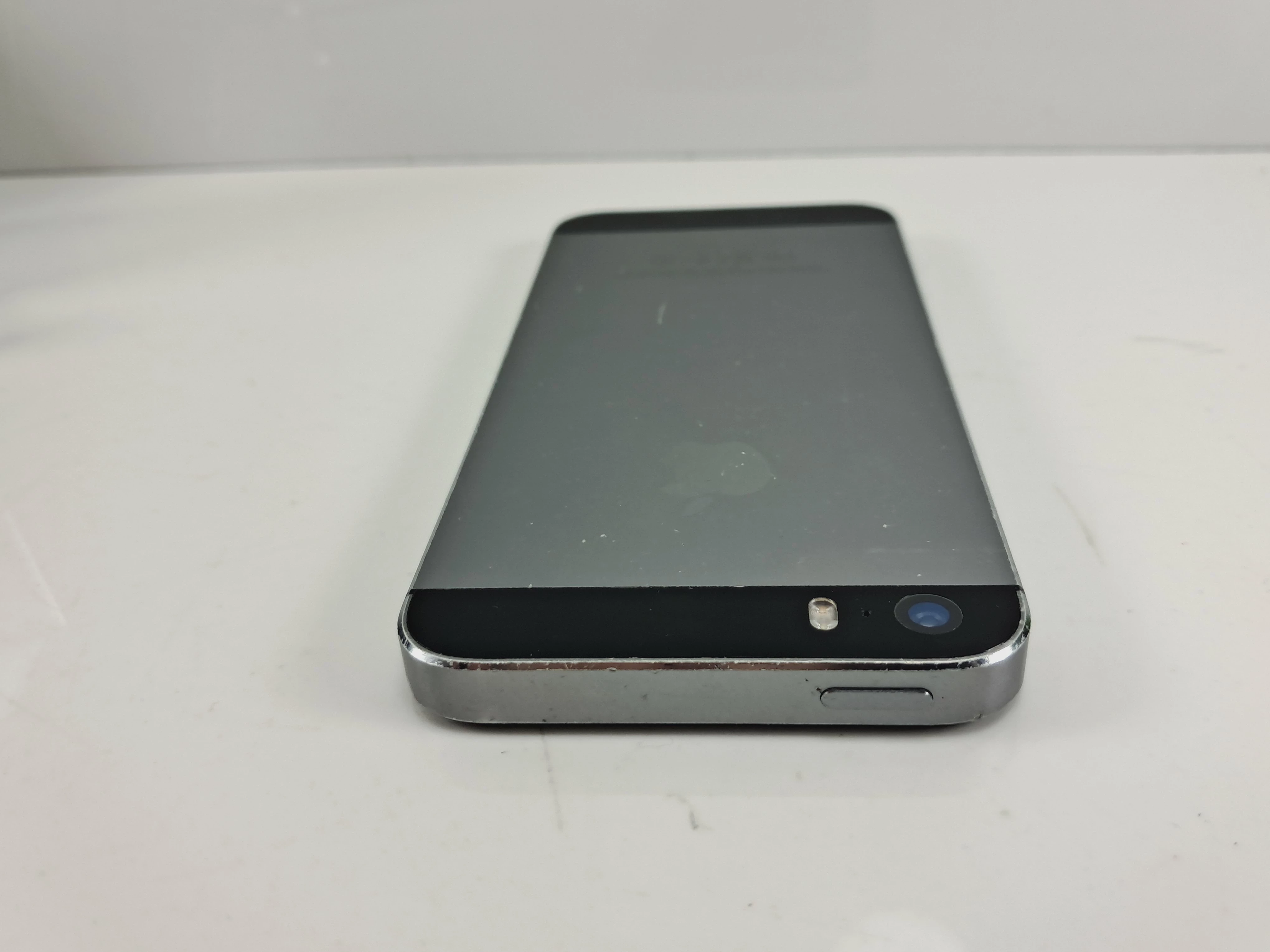 telefon-smartfon-apple-iphone-5s-1-gb-16-gb-4g-opis-przekatna-ekranu-400
