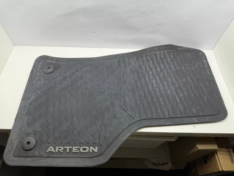 dywaniki-gumowe-vw-arteon-komplet-3g8-061-502-82v-numer-katalogowy-producenta-3g8061500-82v