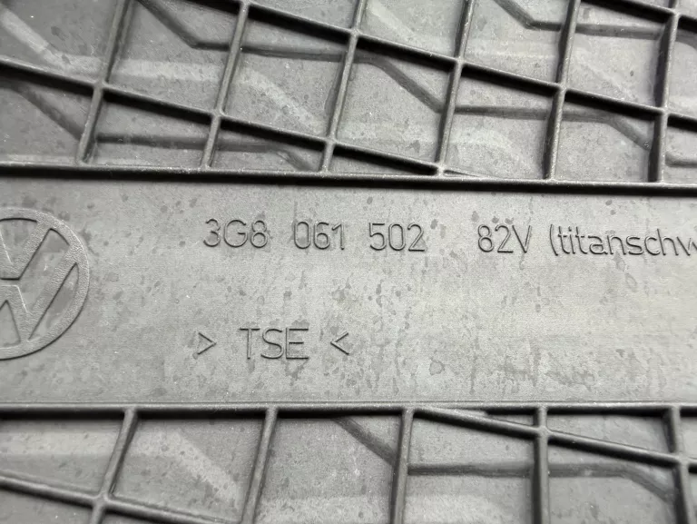 dywaniki-gumowe-vw-arteon-komplet-3g8-061-502-82v-product-id-431f1028-81bc-47b5-928d-3dd01488e55d