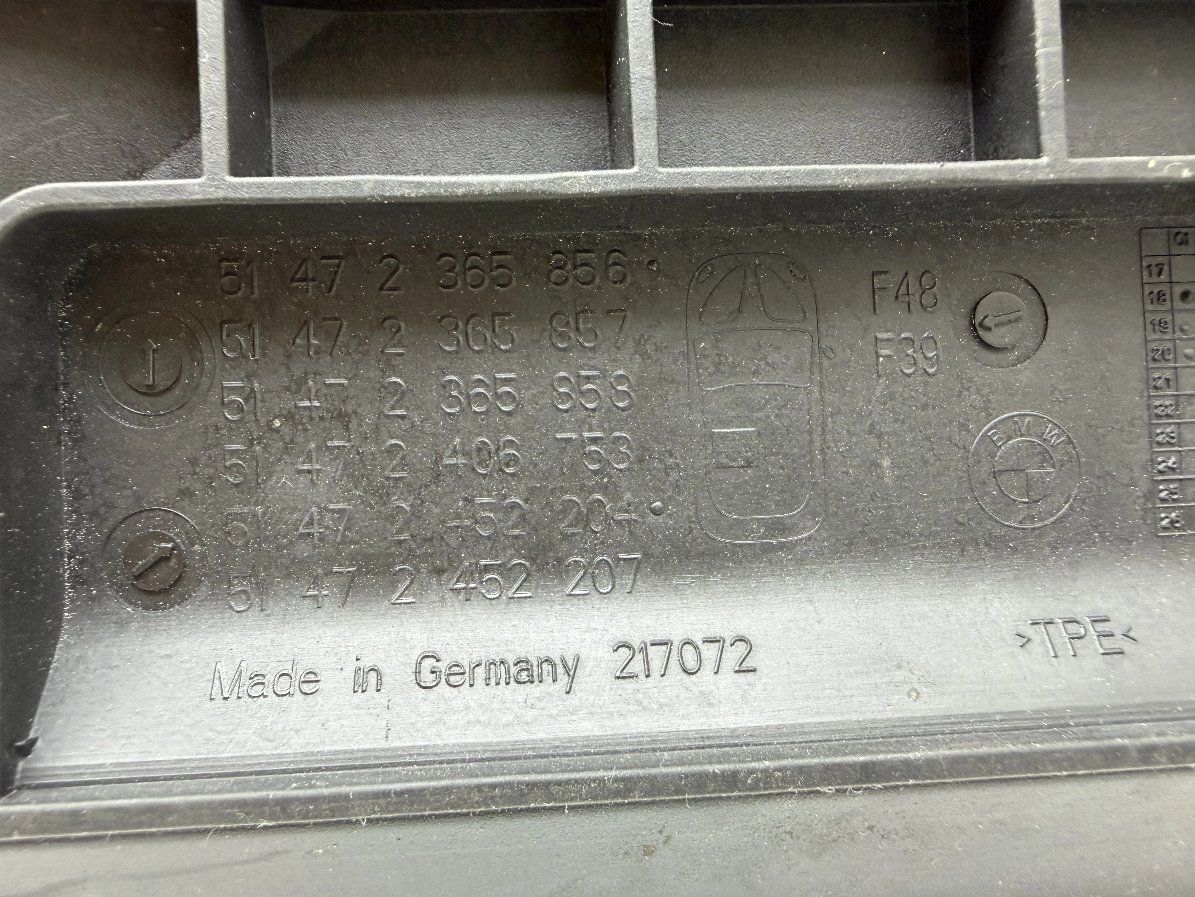 dywaniki-gumowe-bmw-x1-f48-x2-f39-komplet-producent-czesci-127415-28