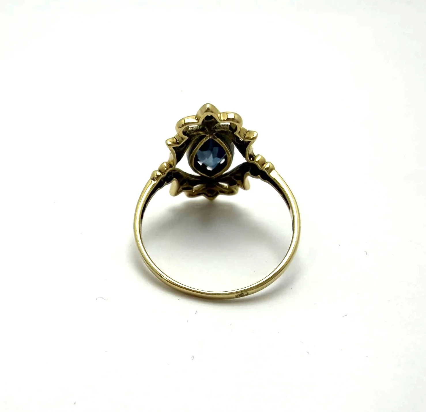 zloty-pierscionek-z-topazem-i-opalami-585-279g-r19-material-15835-2