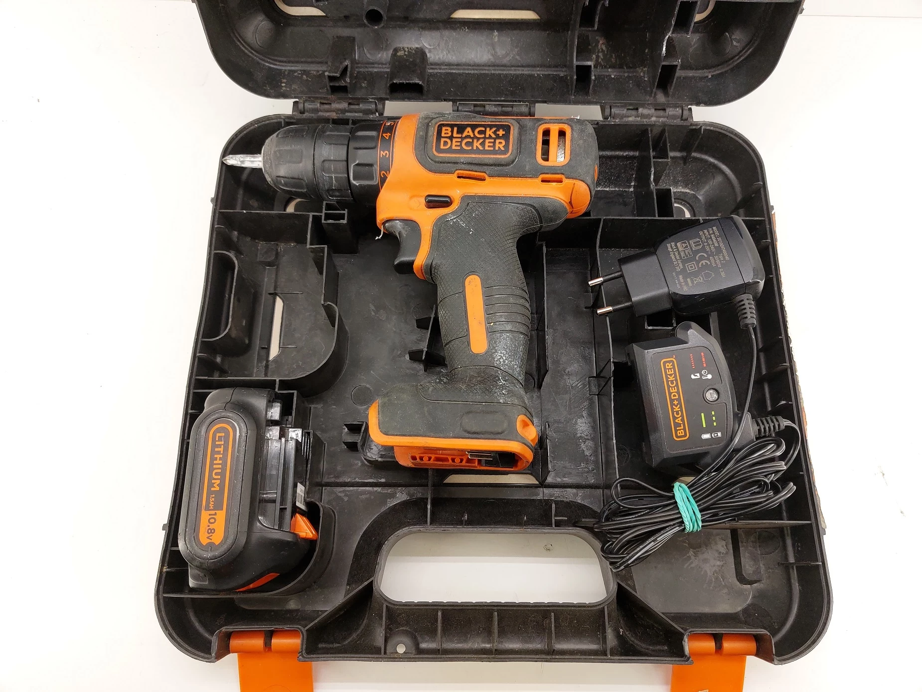 wkretarka-blackdecker-bdcdd12k-108v-lad-walizka-ean-gtin-5035048483398