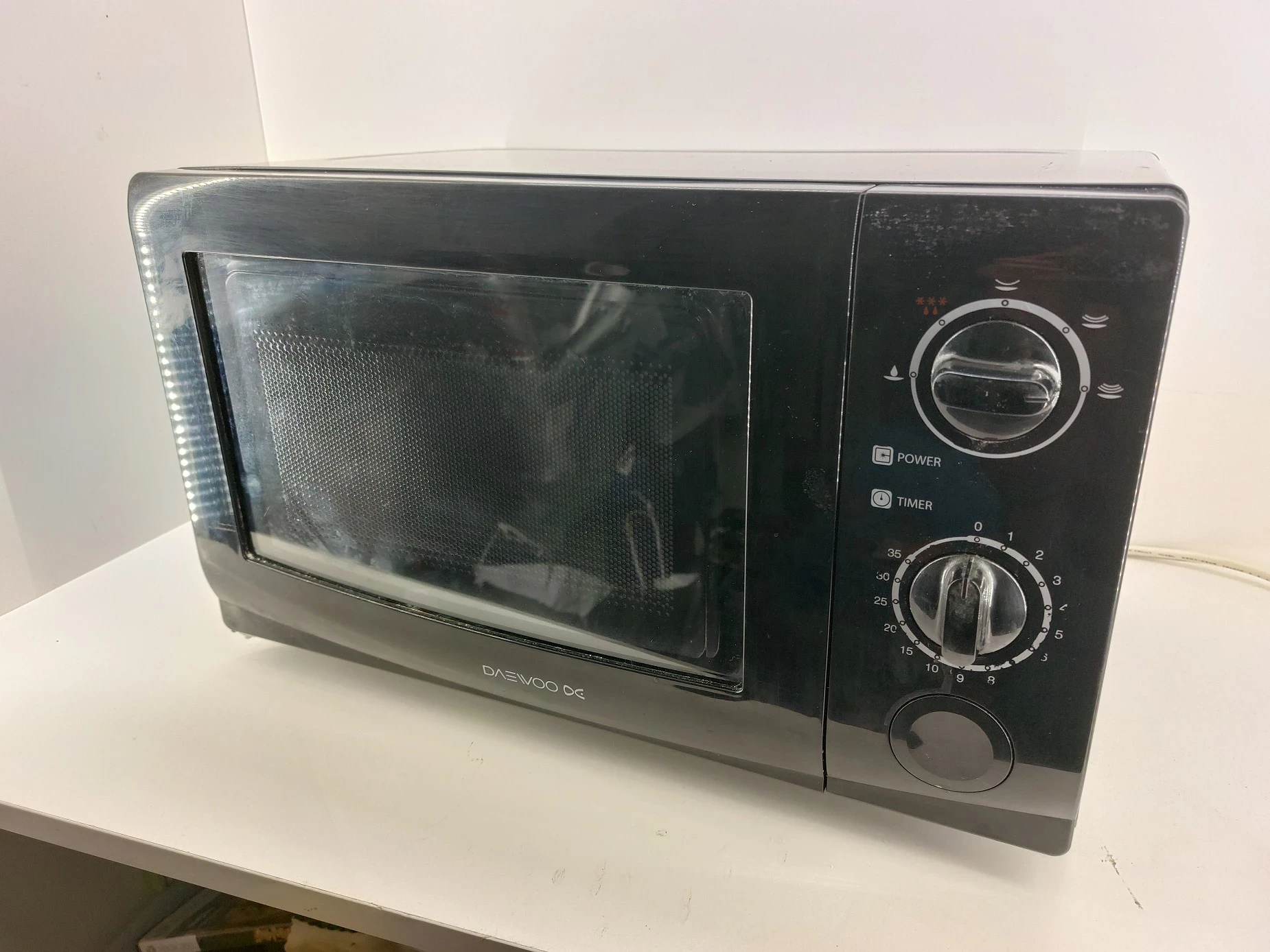 mikrofalowka-daewoo-kor-6l35b-stan-11323-2
