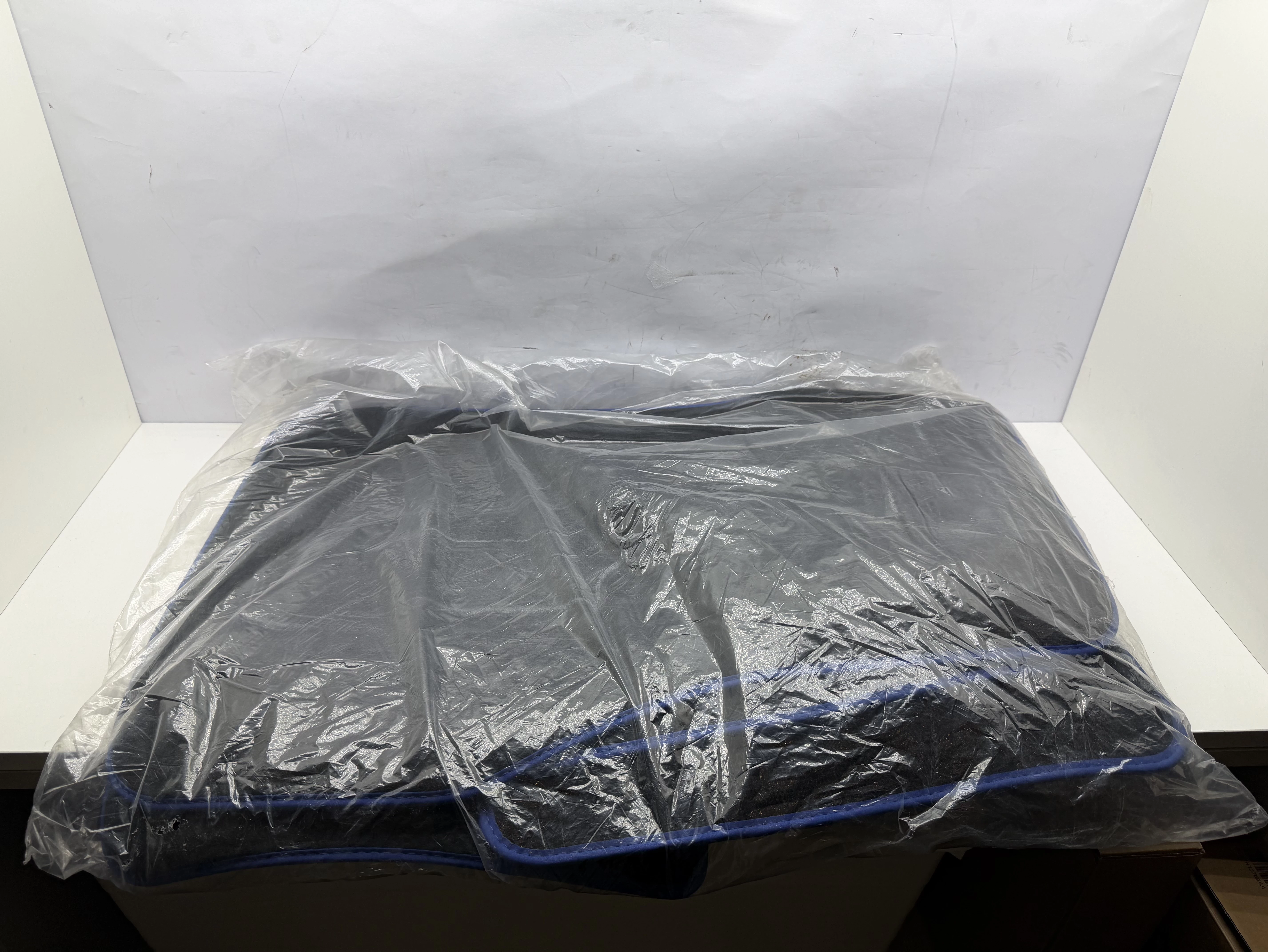 dywaniki-welurowe-bmw-x1-f48-x2-f39-m-pakiet-51478076828-oem-zestaw-wieloelementowy-23348-4