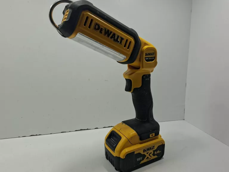 dewalt-dcl050d1-18v-latarka-lampa-akumulatorowa-led-xr-1000-bielska-45-plock