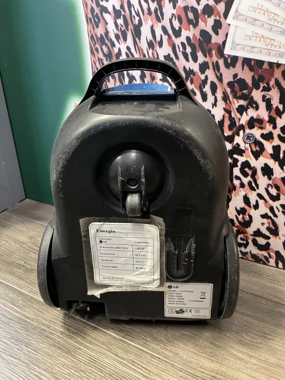 odkurzacz-lg-niebieski-turbo-z-1500w-stan-11323-2