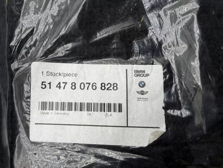 dywaniki-welurowe-bmw-x1-f48-x2-f39-m-pakiet-51478076828-oem-stan-11323-238058