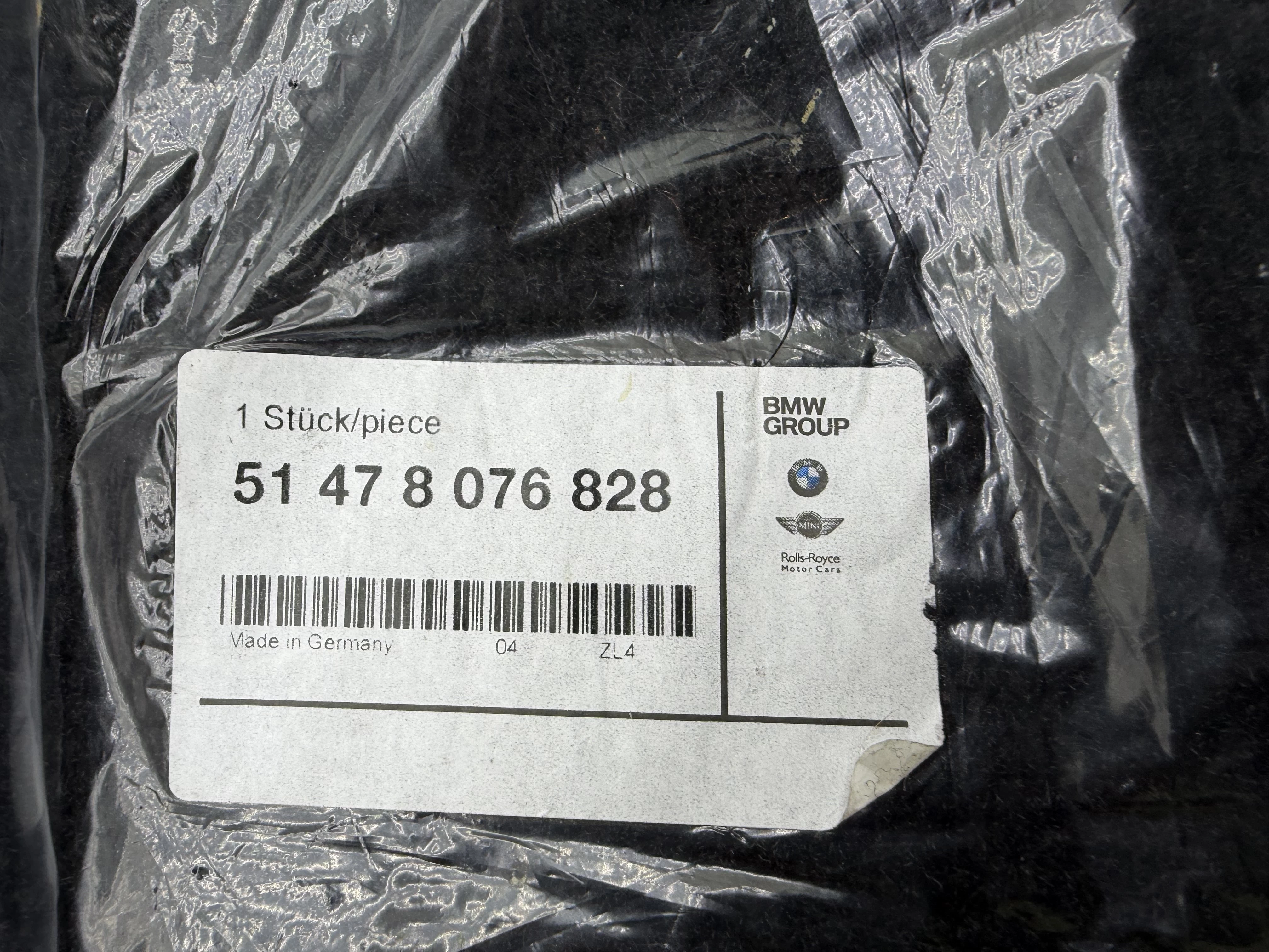 dywaniki-welurowe-bmw-x1-f48-x2-f39-m-pakiet-51478076828-oem-stan-11323-238058