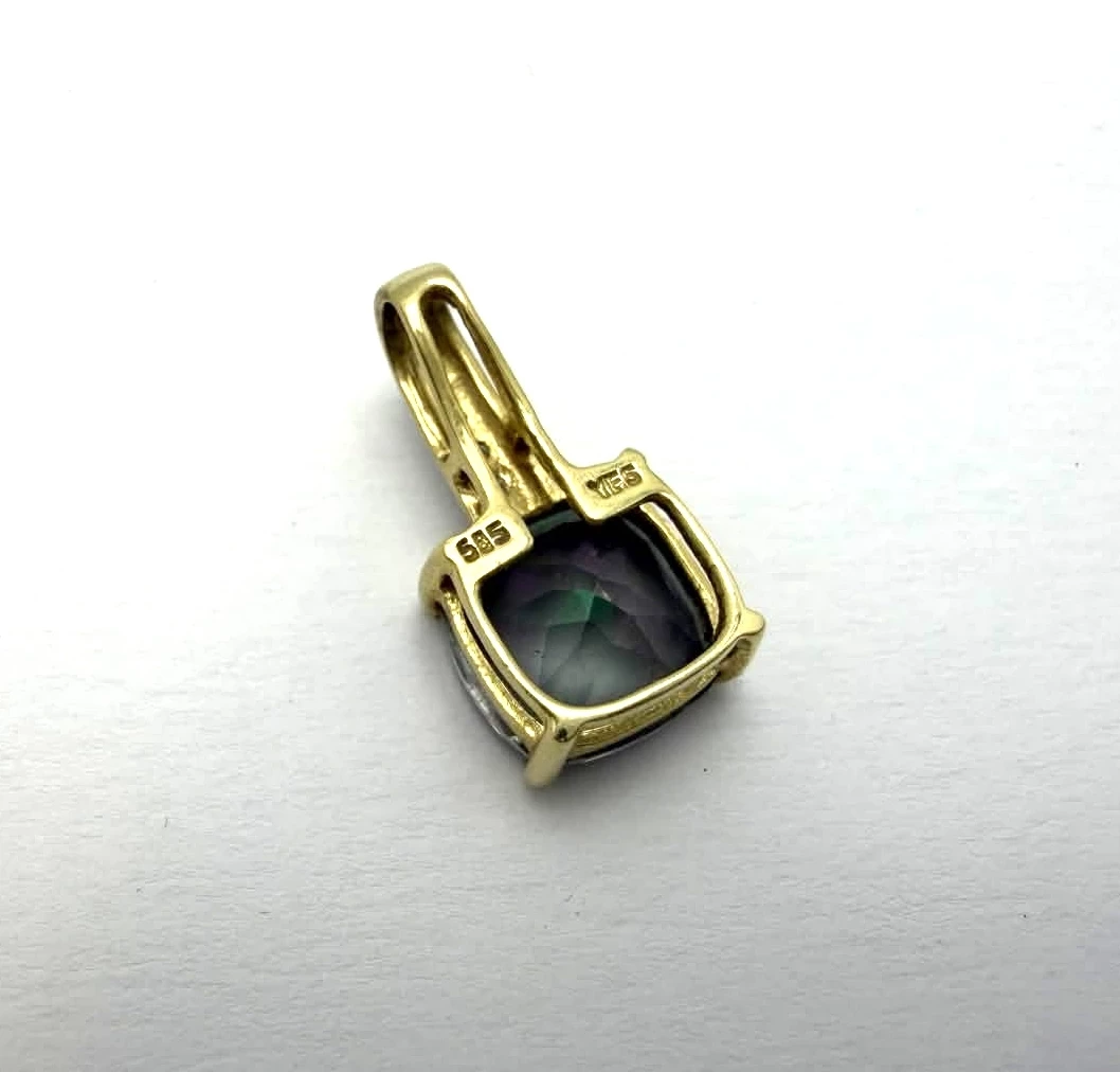 zlota-zawieszka-z-diamentami-i-mystic-topazem-585-127g-kamien-17088-8388608